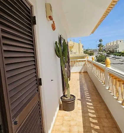 Vista Mar - Gale - Albufeira Casa de Férias Guia (Faro)